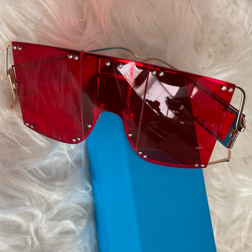 🌟The She Ready Sunglasses🌟